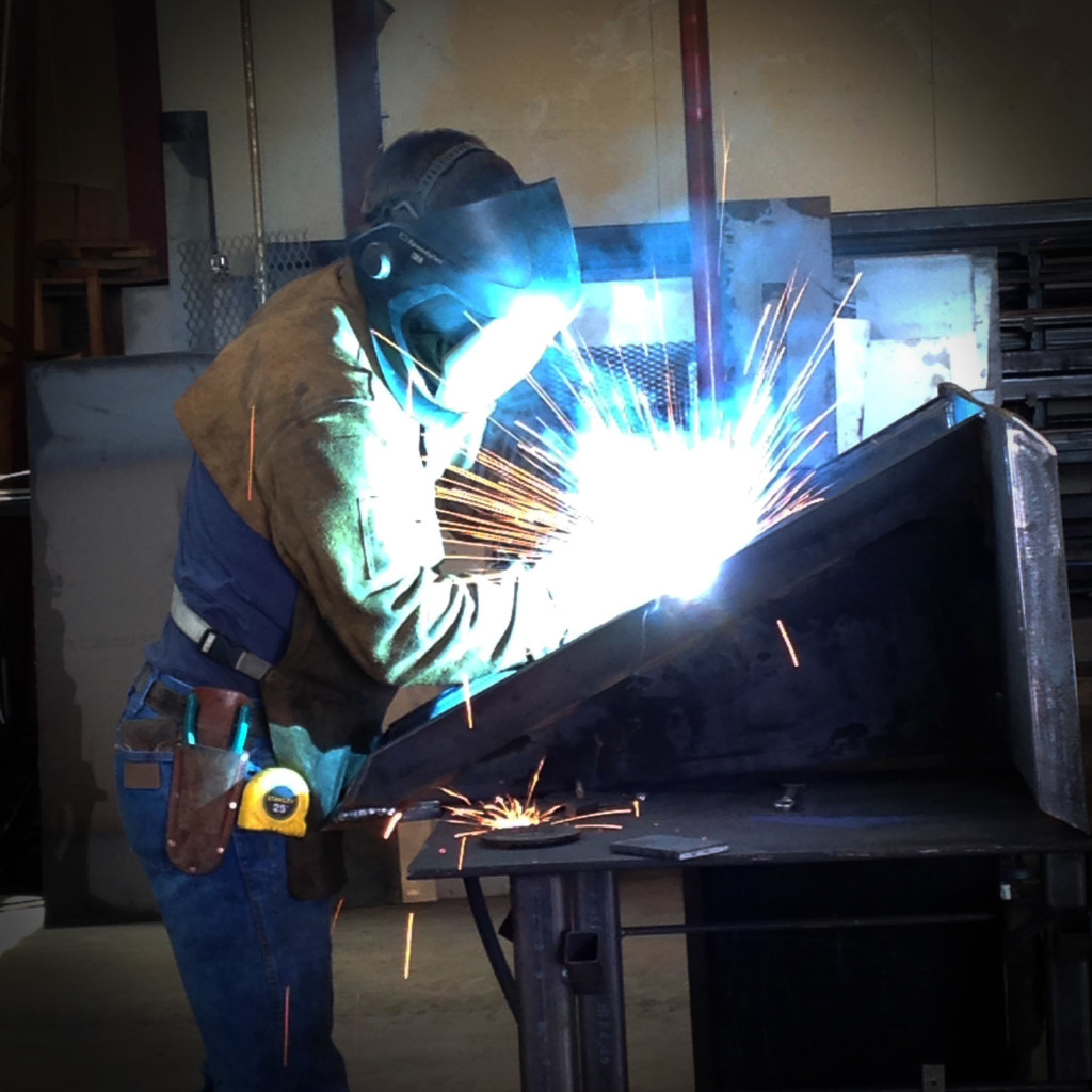 welder image